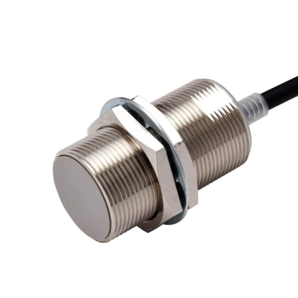 Détecteur de proximité inductif, nickel-laiton, corps long, m30, blindé, 15 mm, dc, 3 fils, pnp no, io-link com3, 5 m prewired